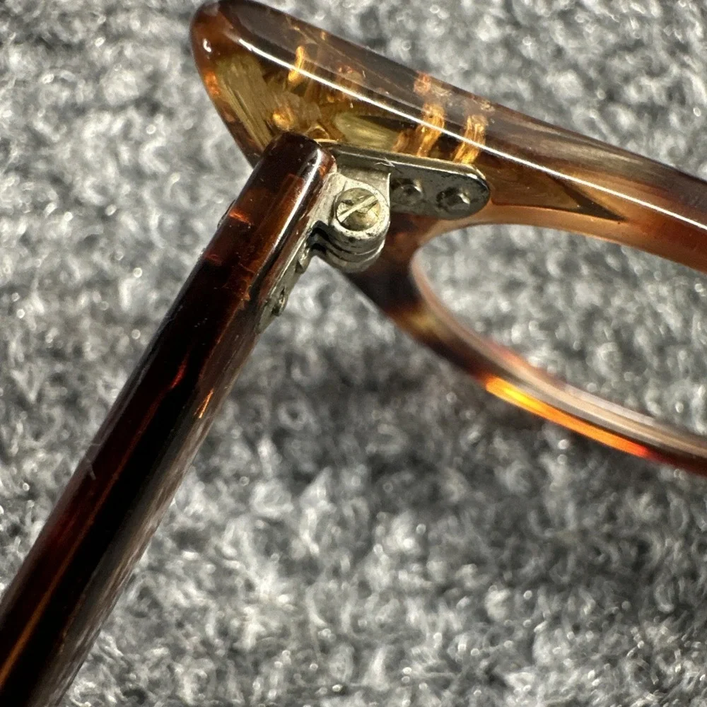 Agnes & Dora frames only